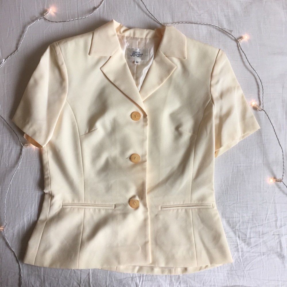 cream short sleeve office work top